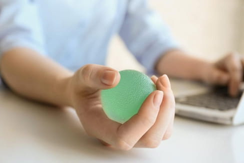 trigger-finger-thumb-pain5