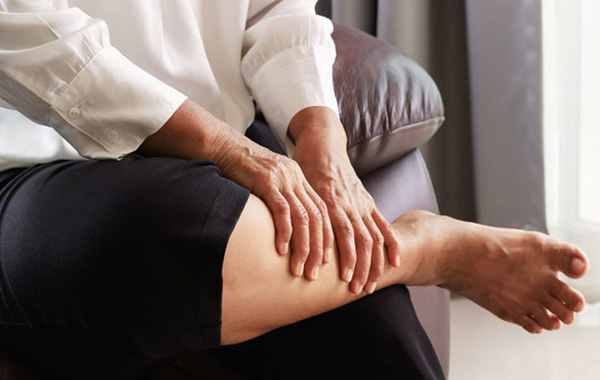 Swelling-in-the-lower-leg